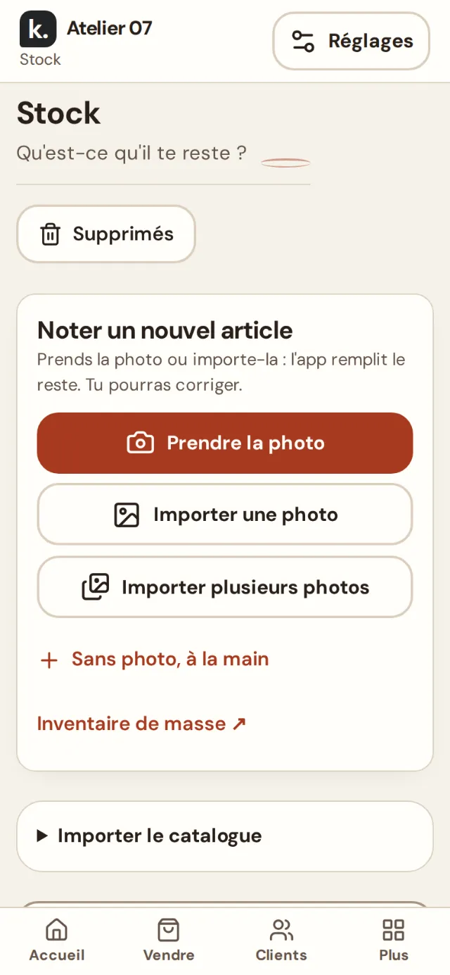 Écran Stock du logiciel sur téléphone : noter un nouvel article en photo
